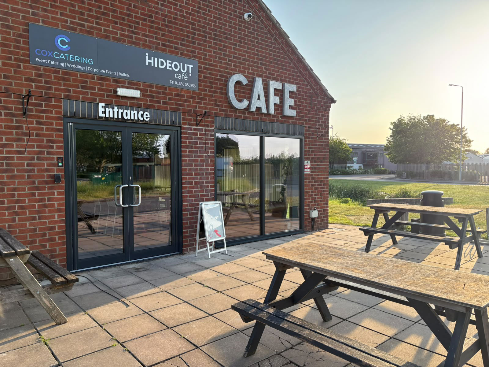 Aluminium Doors Newark: A Smart and Secure Shopfront